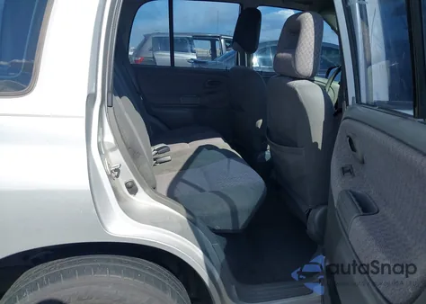 2002 Chevrolet Tracker Hard Top Base из США, поврежденный, VIN 2CNBE13C426951703